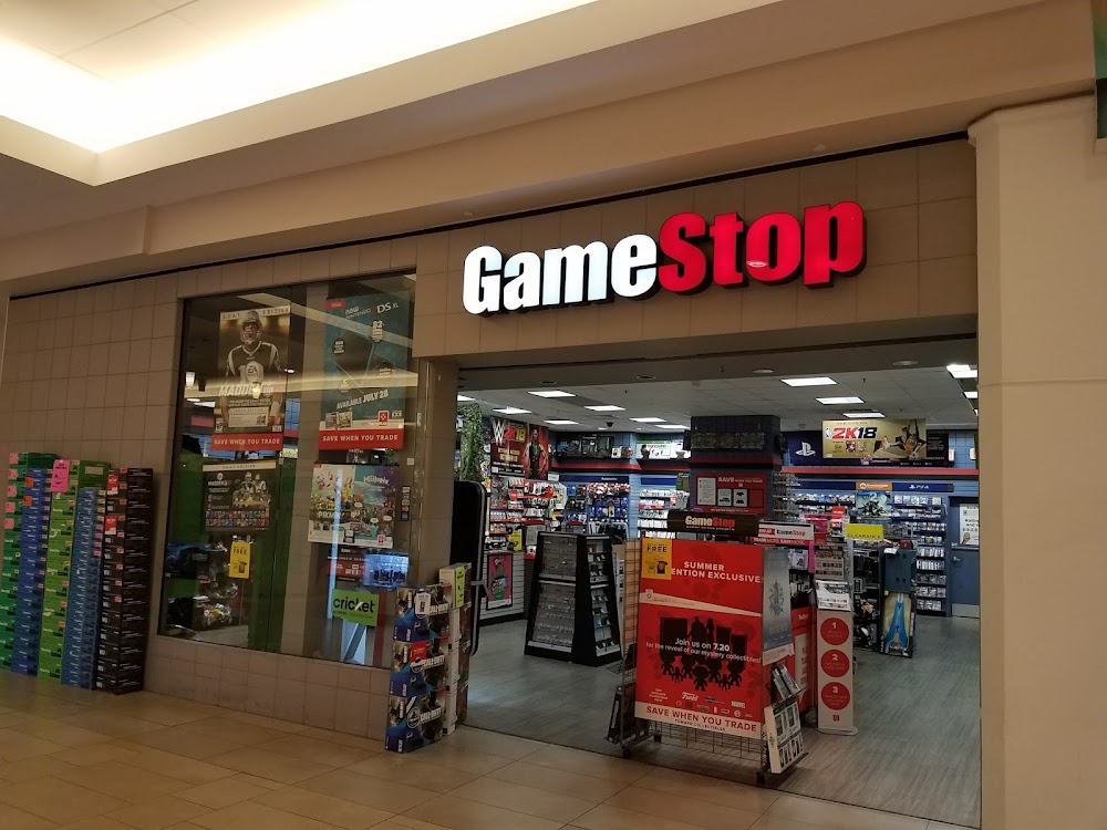 GameStop - 4136 - Mall Del Norte, tienda de TCG en Laredo