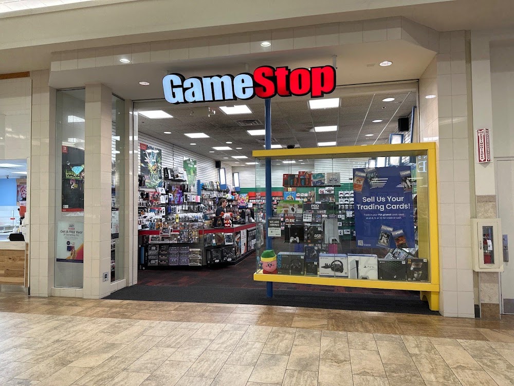 GameStop - 4143 - Ohio Valley Mall, tienda de TCG en St Clairsville