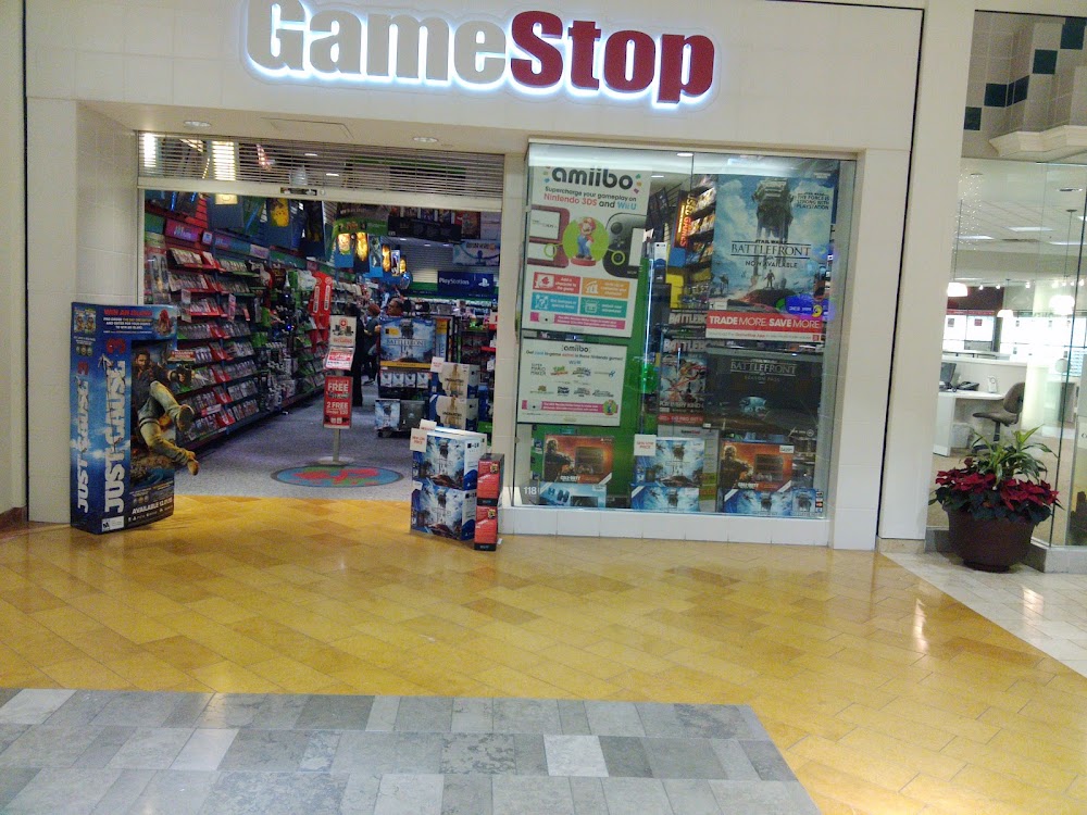GameStop - 4596 - Capital Mall, tienda de TCG en Olympia