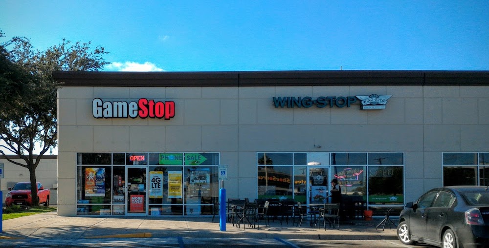 GameStop - 460 - Laredo, tienda de TCG en Laredo