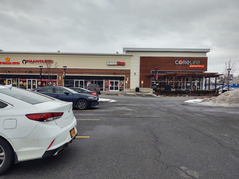 GameStop #4669, tienda de TCG en Amherst