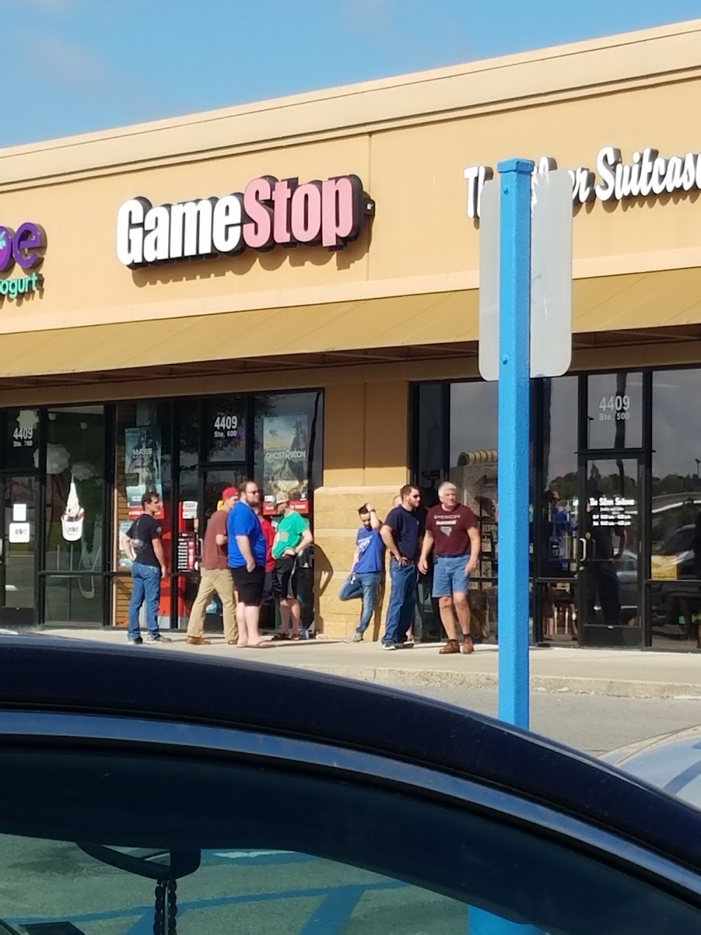 GameStop - 4910 - River Marketplace, tienda de TCG en Lafayette