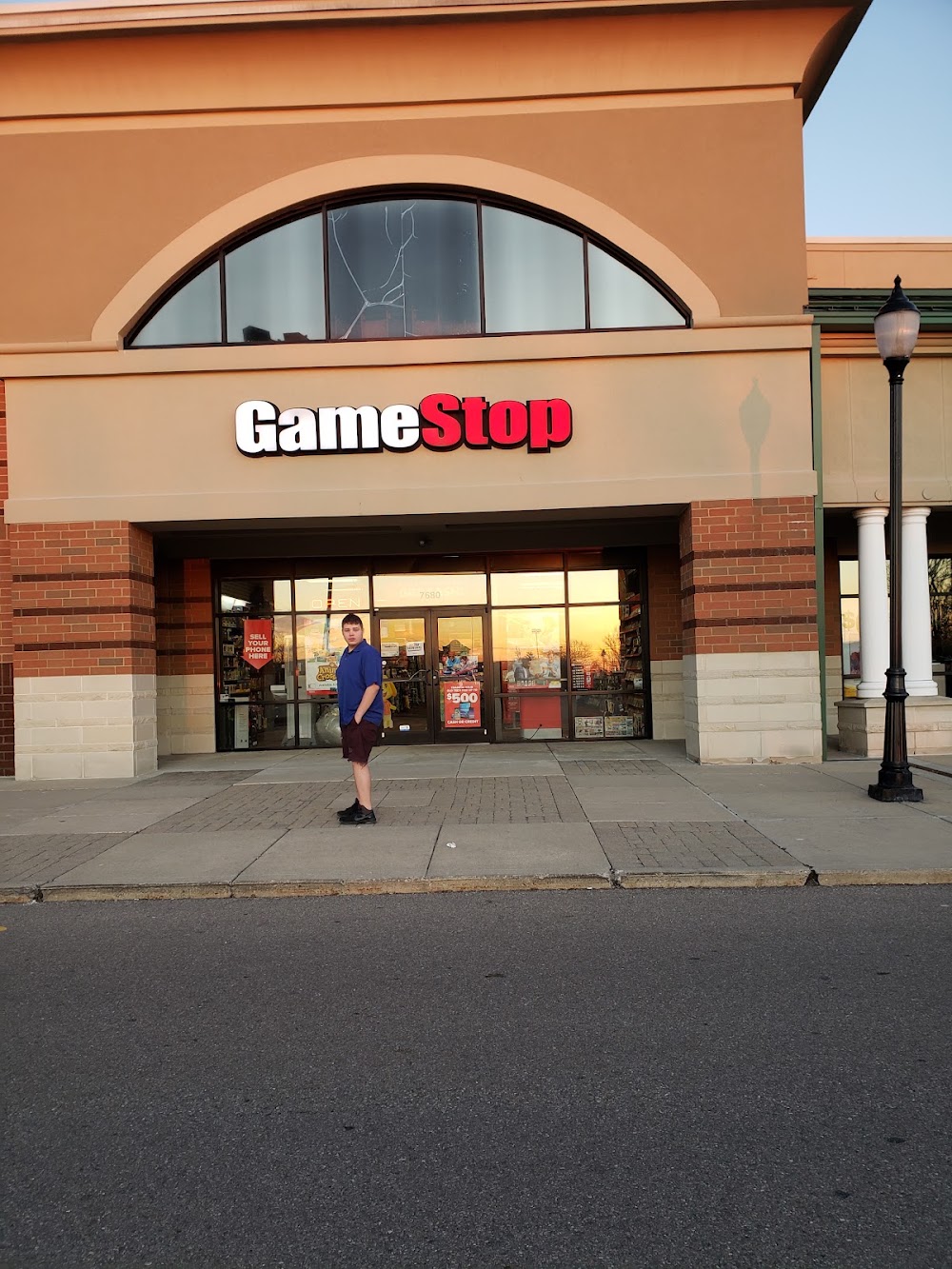 GameStop - 4958 - Voice of America Centre, tienda de TCG en West Chester