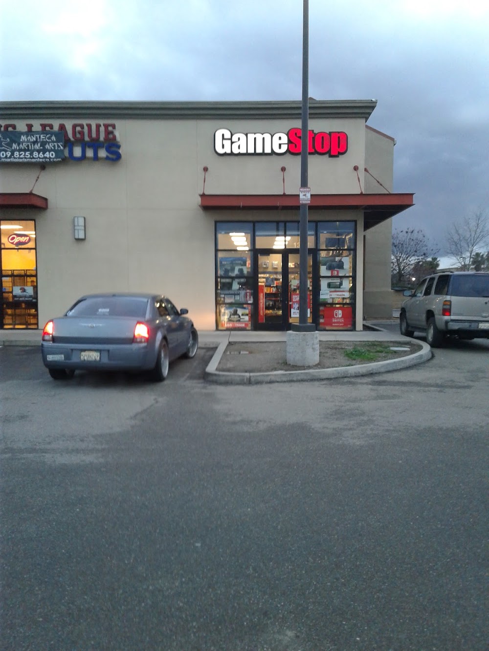 GameStop - 5197 - Spreckles Park, tienda de TCG en Manteca