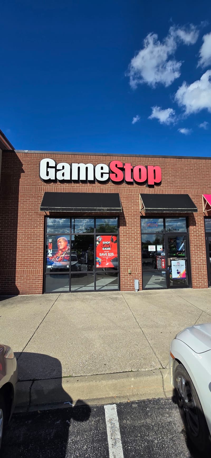 GameStop - 5210 - West Ridge Plaza, a TCG store in Frankfort