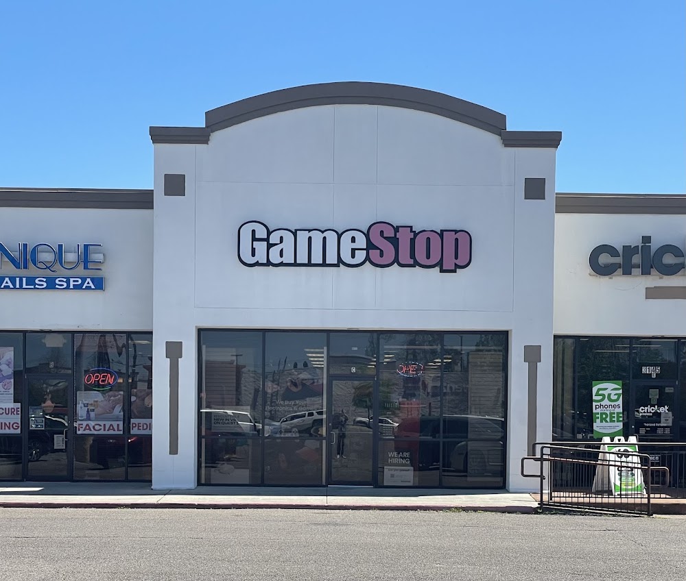 GameStop - 5469 - College Drive S/ctr, tienda de TCG en Baton Rouge