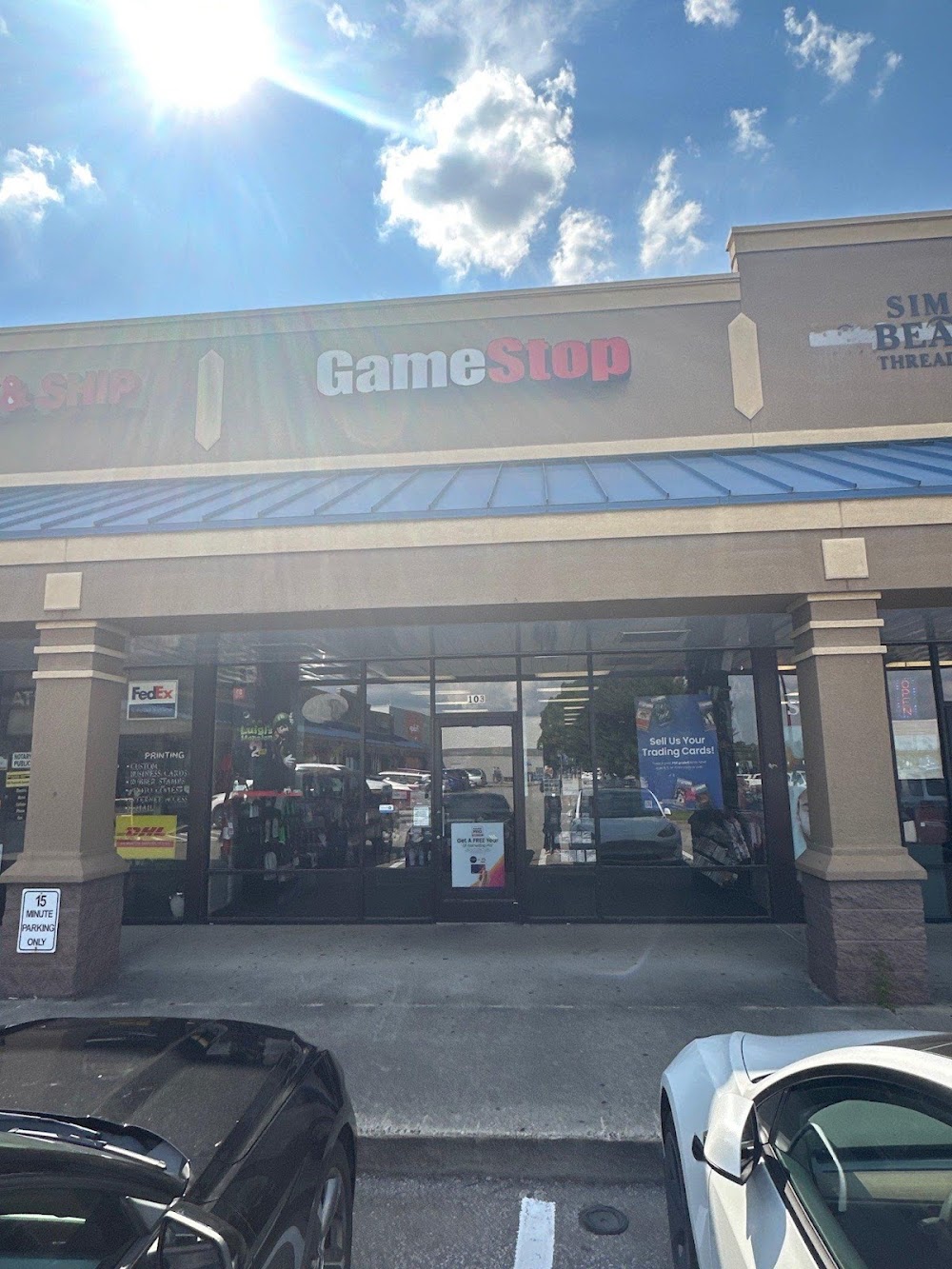 GameStop - 5715 - Westside Village, tienda de TCG en Fayetteville