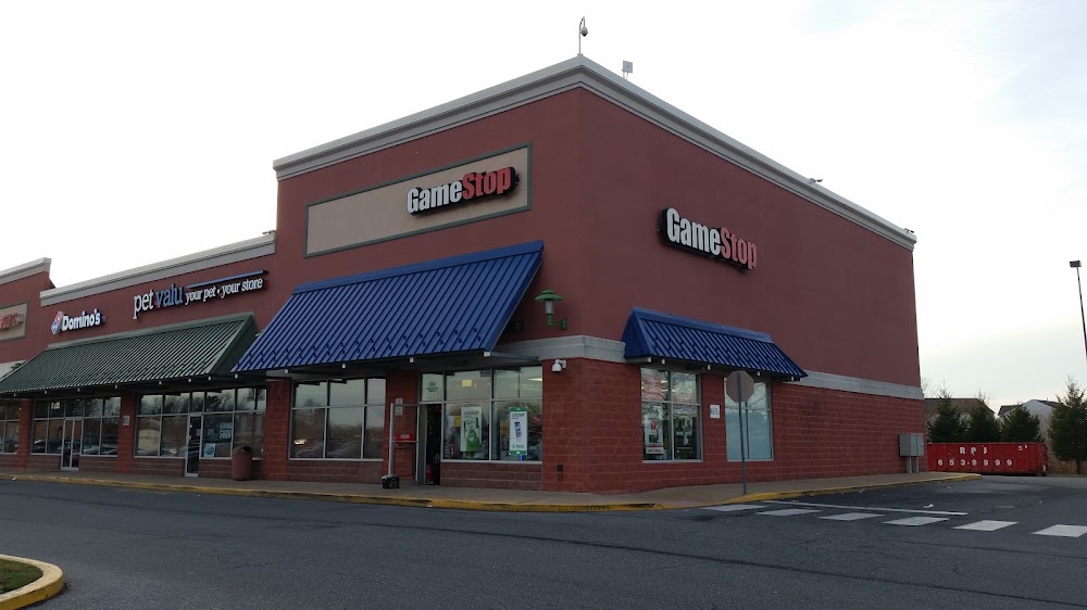 GameStop - 5885 - Camden Town Center, tienda de TCG en Camden
