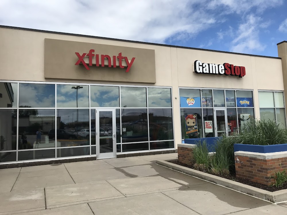 GameStop - 606 - Rosedale Commons, a TCG store in Roseville