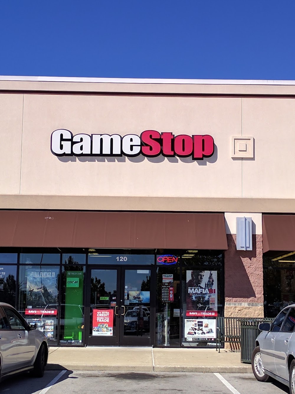 GameStop - 6090 - Colonial Town Center, tienda de TCG en Smyrna