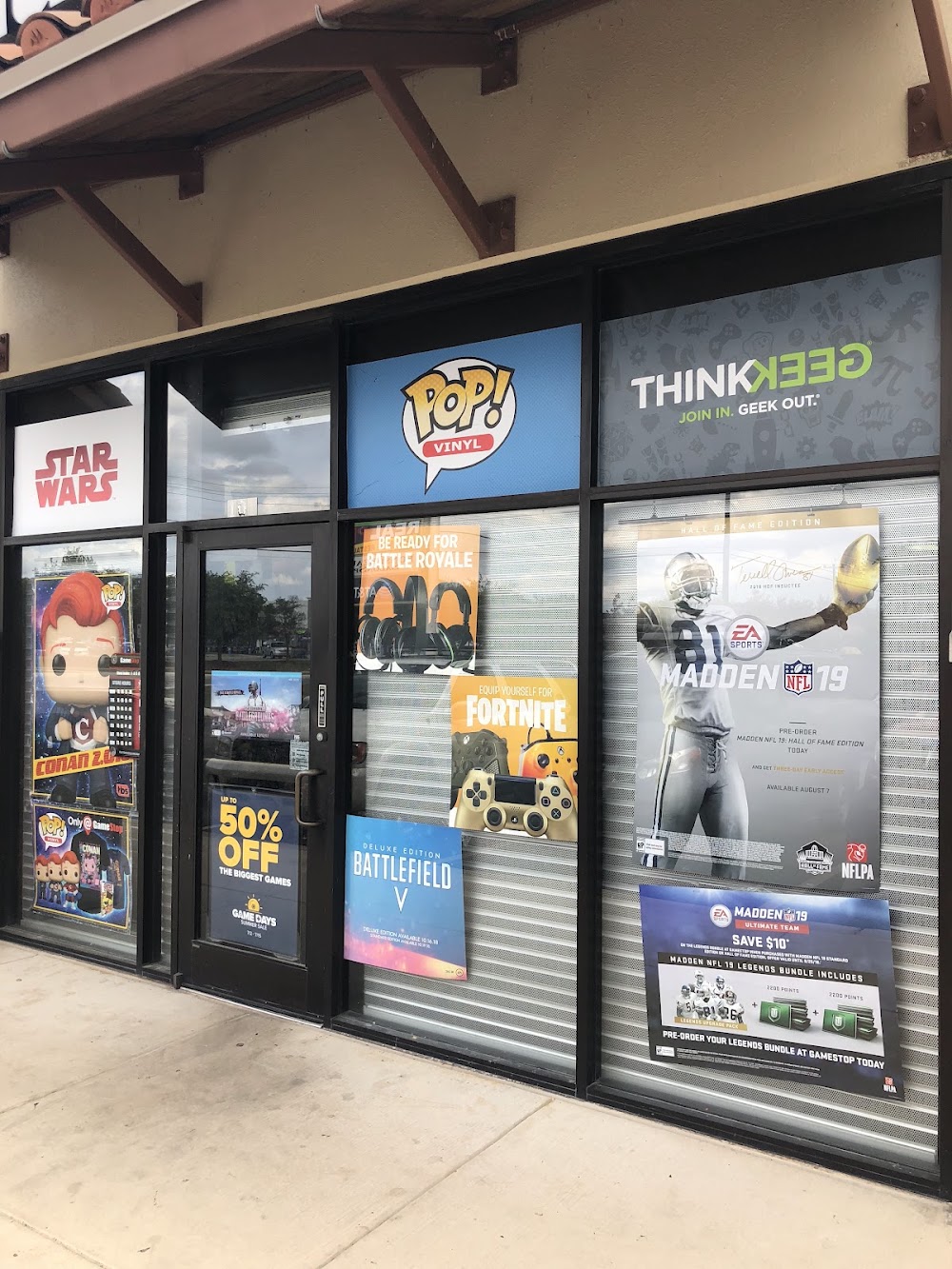 GameStop - 6249 - Madison Market, tienda de TCG en San Antonio