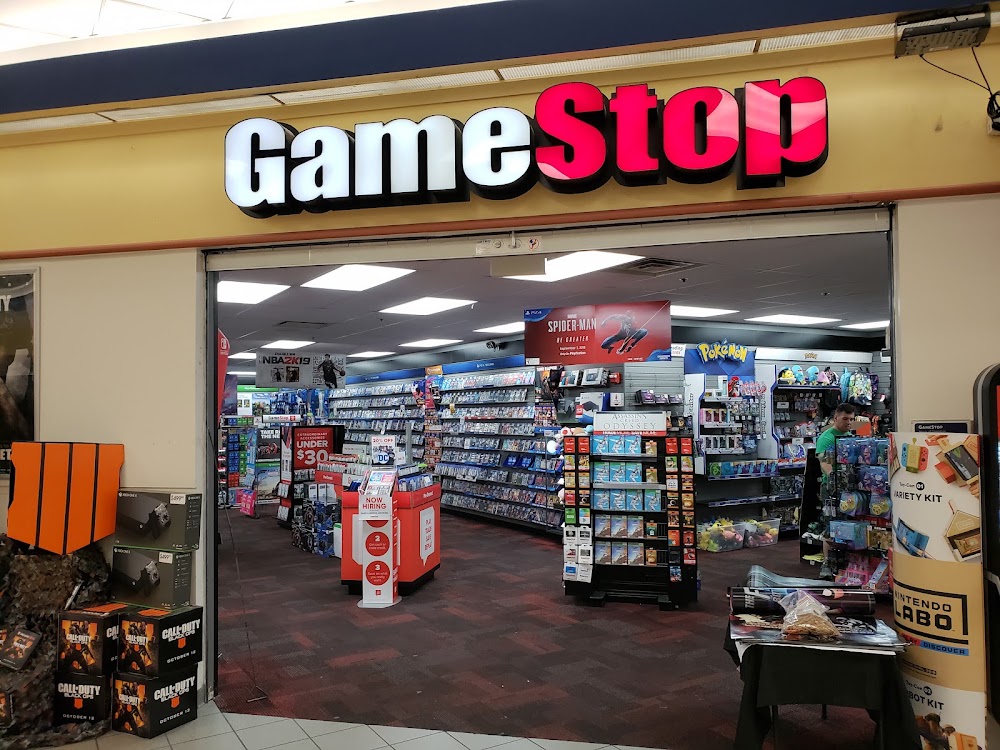 GameStop - 6254 - Fort Lewis - GameStop Military, tienda de TCG en Fort Lewis