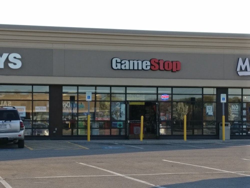 GameStop - 6413 - Batavia Town Center, tienda de TCG en Batavia