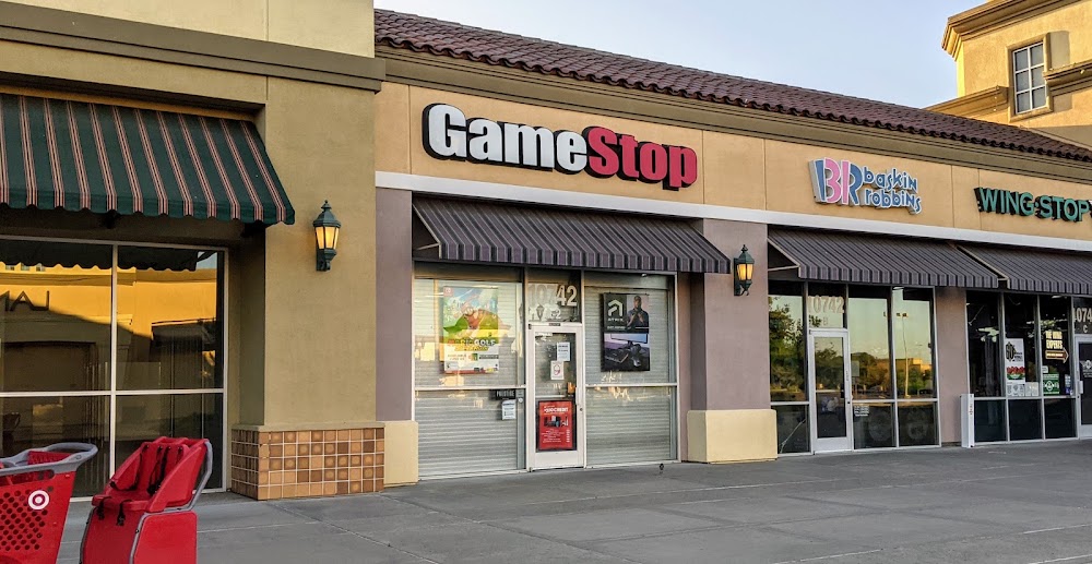 GameStop - 6512 - Park West Place, tienda de TCG en Stockton