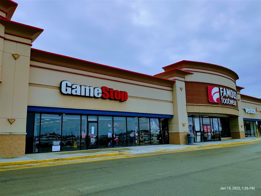 GameStop - 6610 - Trinity Point Center, tienda de TCG en Washington