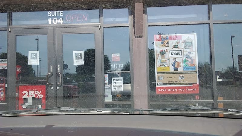 GameStop - 6631 - Starbucks Center, tienda de TCG en Fond du Lac