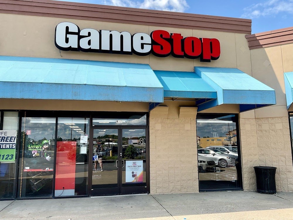 GameStop #6771, tienda de TCG en Richmond