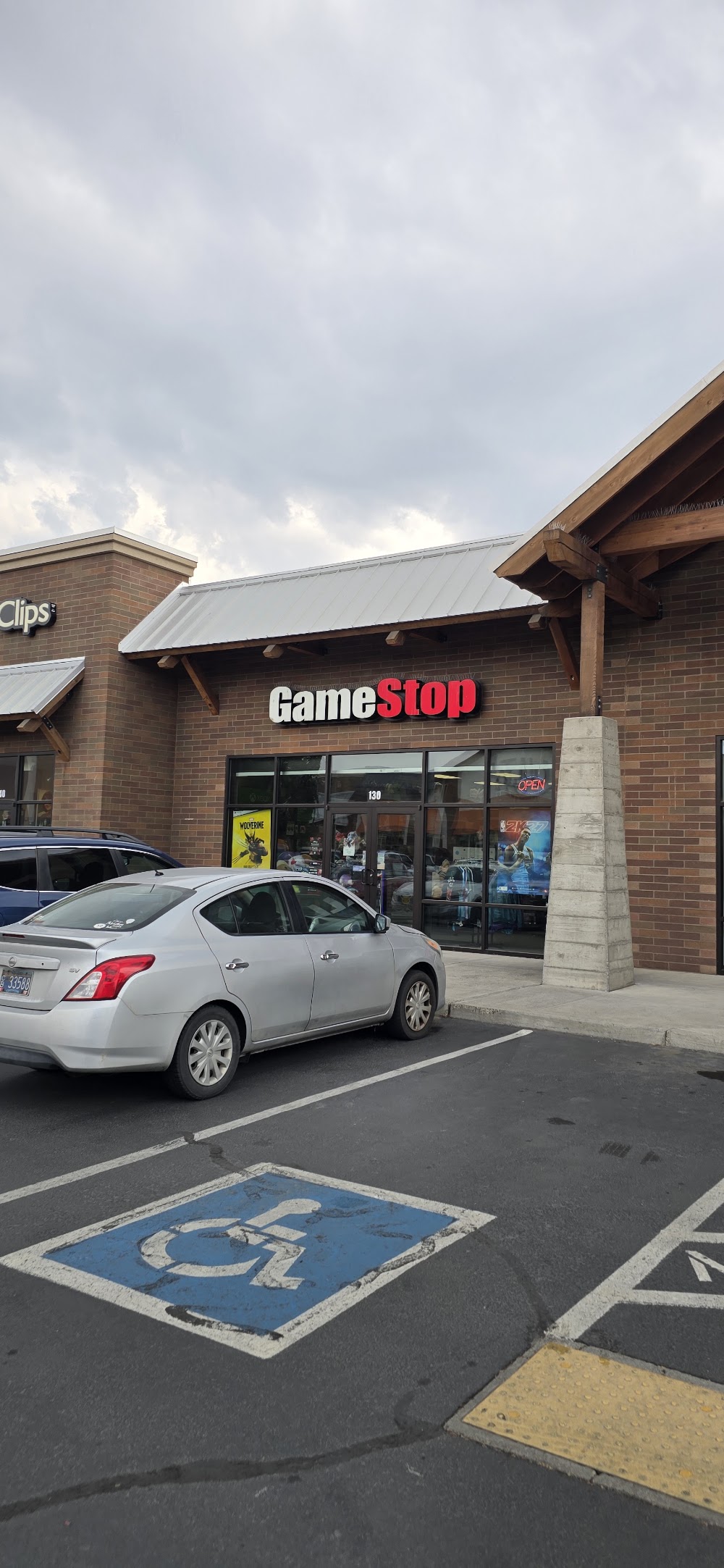 GameStop - 6964 - Red Rock Redmond, tienda de TCG en Redmond