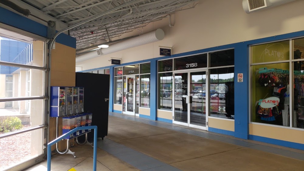 GameStop - 757 - Burning Tree Plaza, tienda de TCG en Duluth