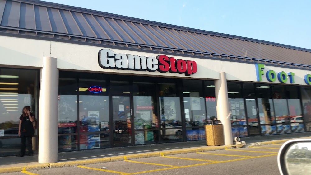 GameStop - 7604 - Frontier Square, tienda de TCG en Cheyenne