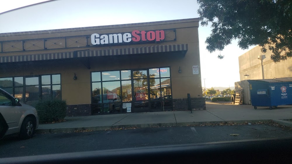 GameStop - 7749 - Terry Lane Center, tienda de TCG en Grants Pass