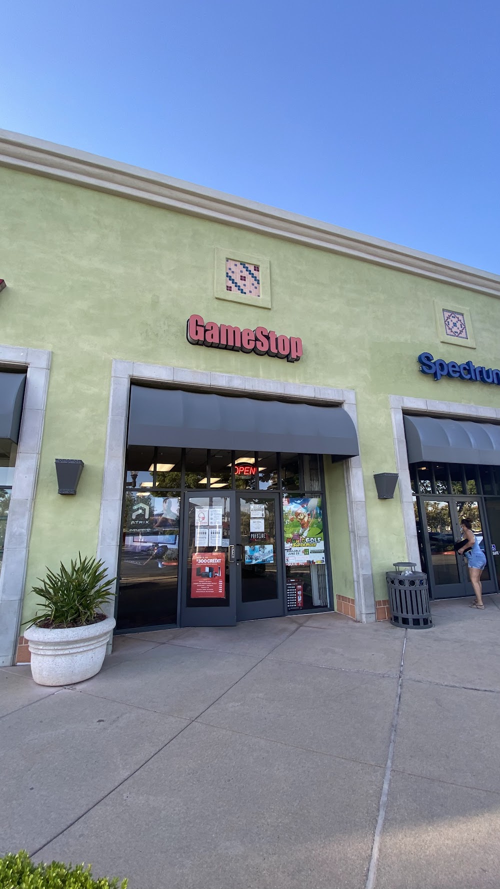 GameStop - 818 - Rancho Cucamonga, tienda de TCG en Rancho Cucamonga