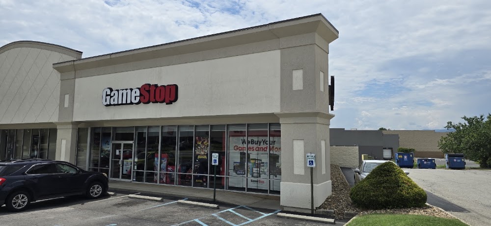GameStop - 902 - Roanoke, tienda de TCG en Roanoke
