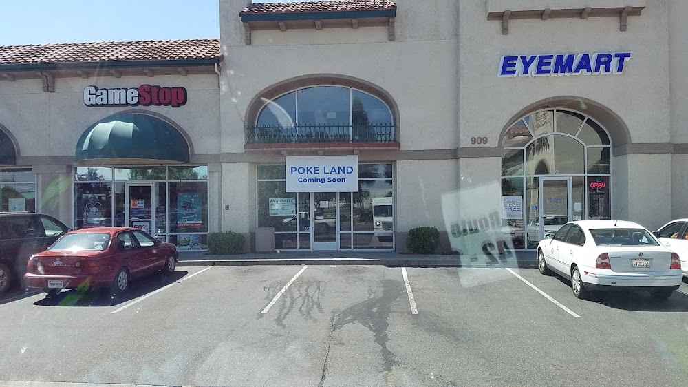 GameStop - 942 - Discovery Village, tienda de TCG en Redding