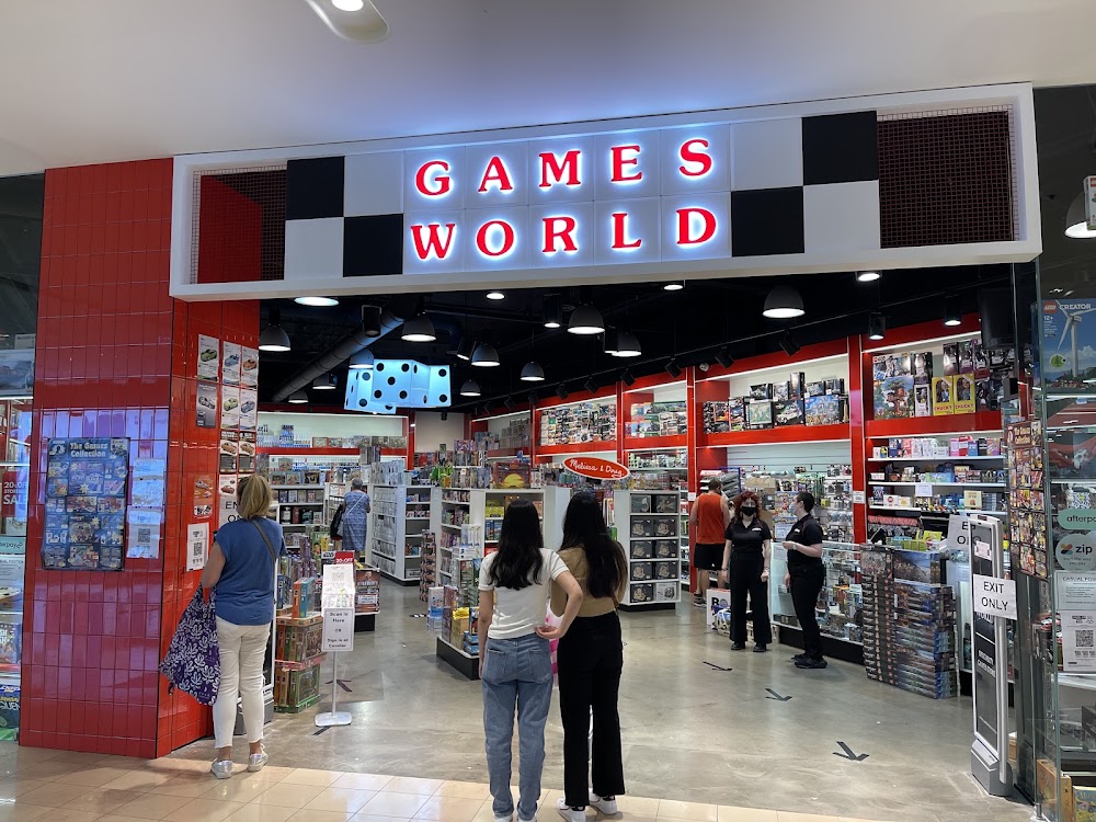 GAMESWORLD CHADSTONE, tienda de TCG en Chirnside Park