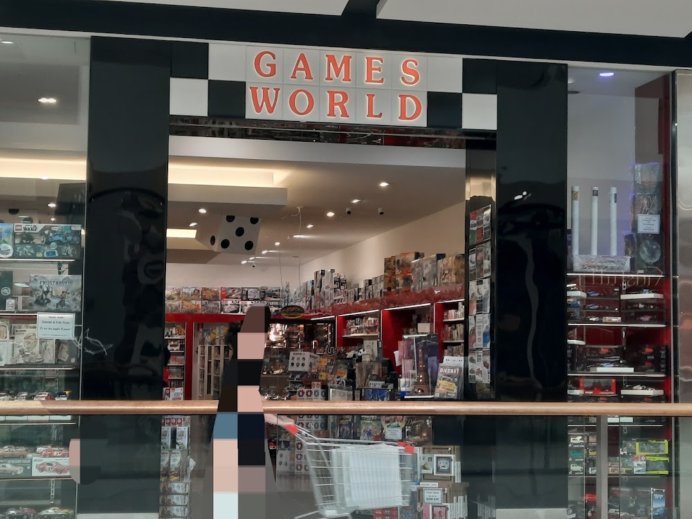 GAMESWORLD FOUNTAIN GATE, tienda de TCG en Narre Warren