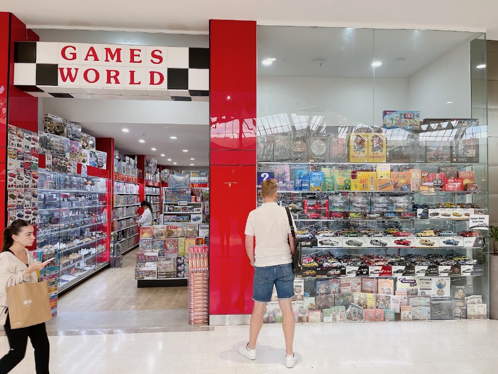 GAMESWORLD WERRIBEE, tienda de TCG en Hoppers Crossing