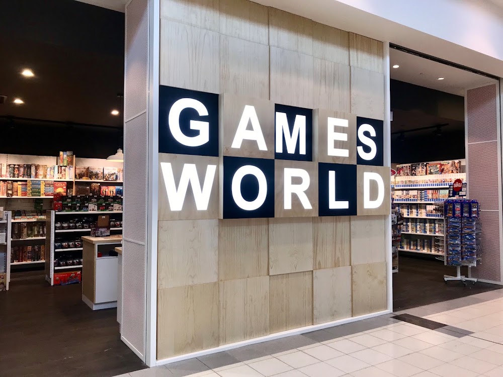 GAMESWORLD Westlakes, tienda de TCG en West Lakes