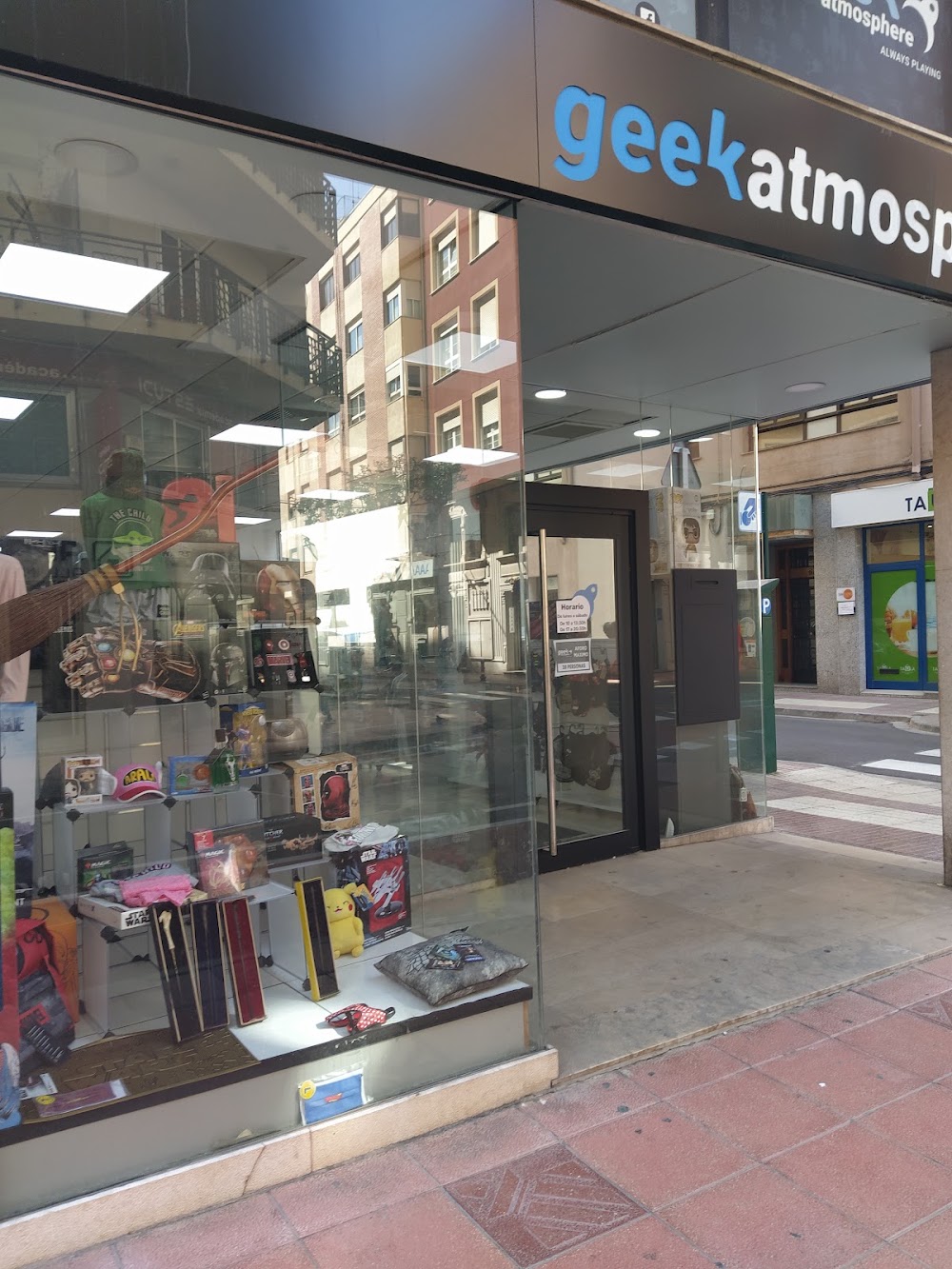 Geek Atmosphere Castellon, tienda de TCG en Castelló de la Plana
