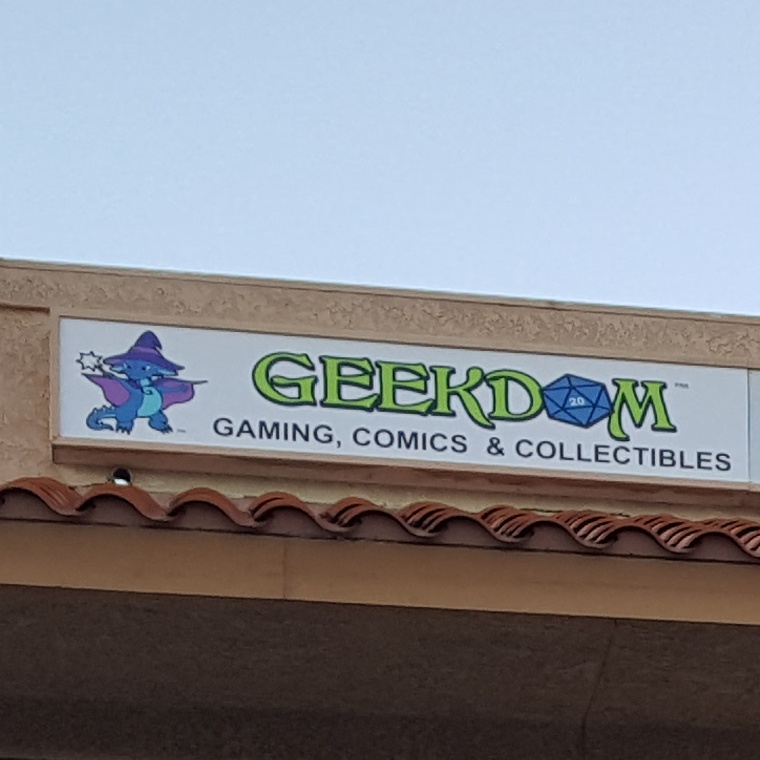 Geekdom Toys, tienda de TCG en Victorville