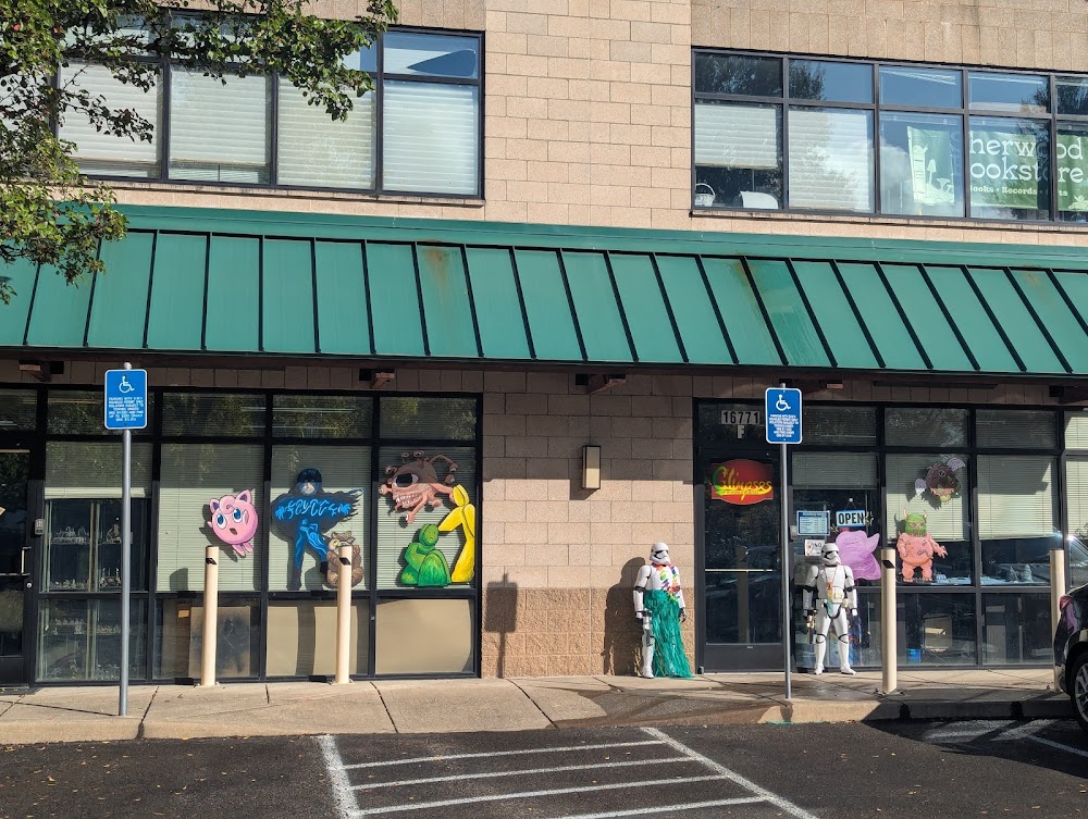 Glimpses, tienda de TCG en Sherwood