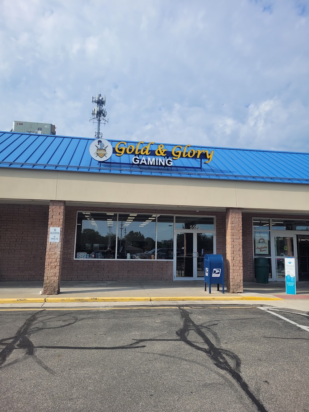 Gold & Glory Gaming, tienda de TCG en North Royalton