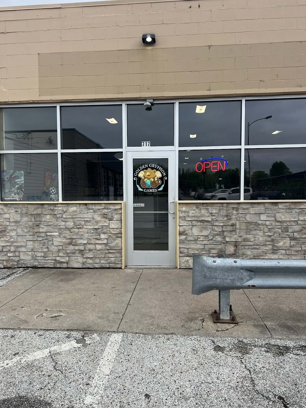 Golden Gryphon Games, tienda de TCG en Council Bluffs
