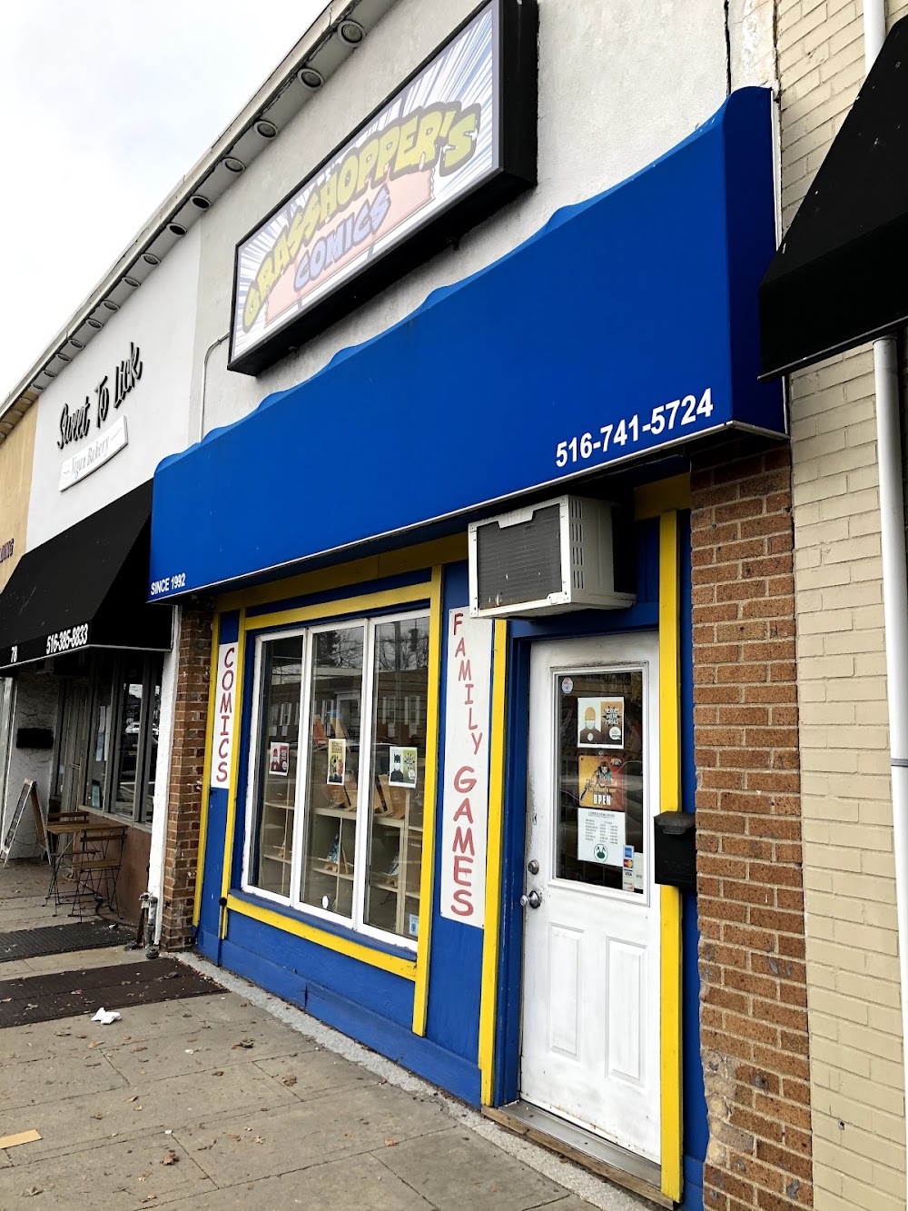 Grasshoppers Comics, tienda de TCG en Williston Park