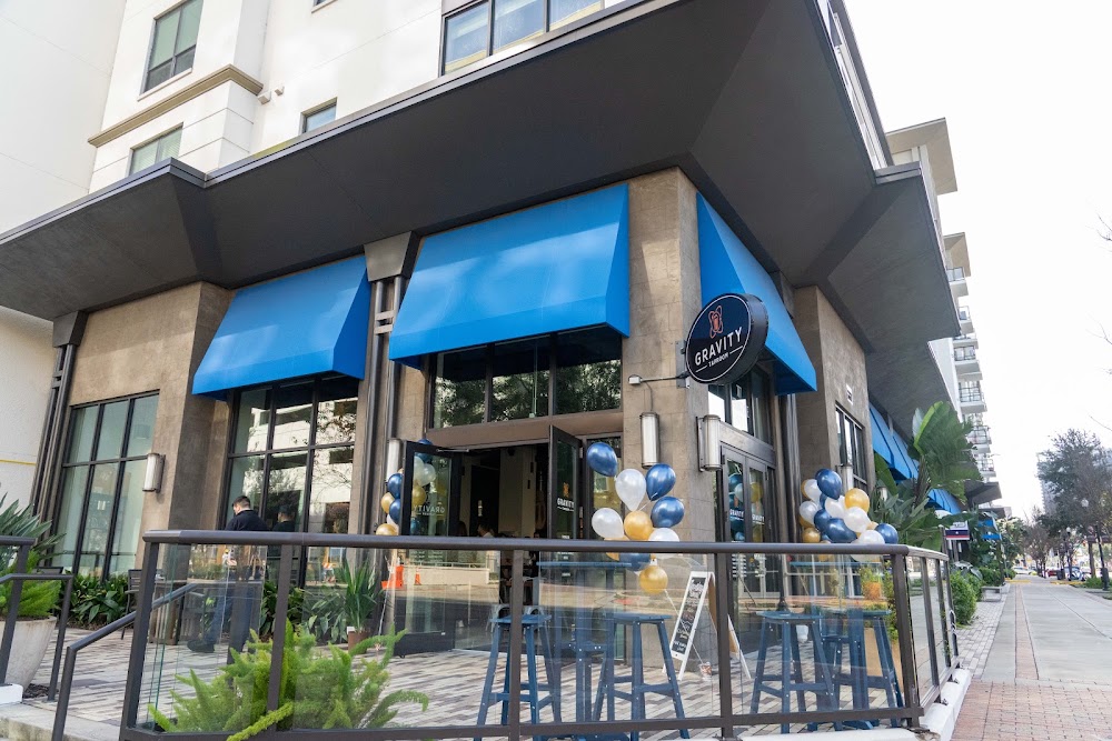 Gravity Taproom, tienda de TCG en Orlando