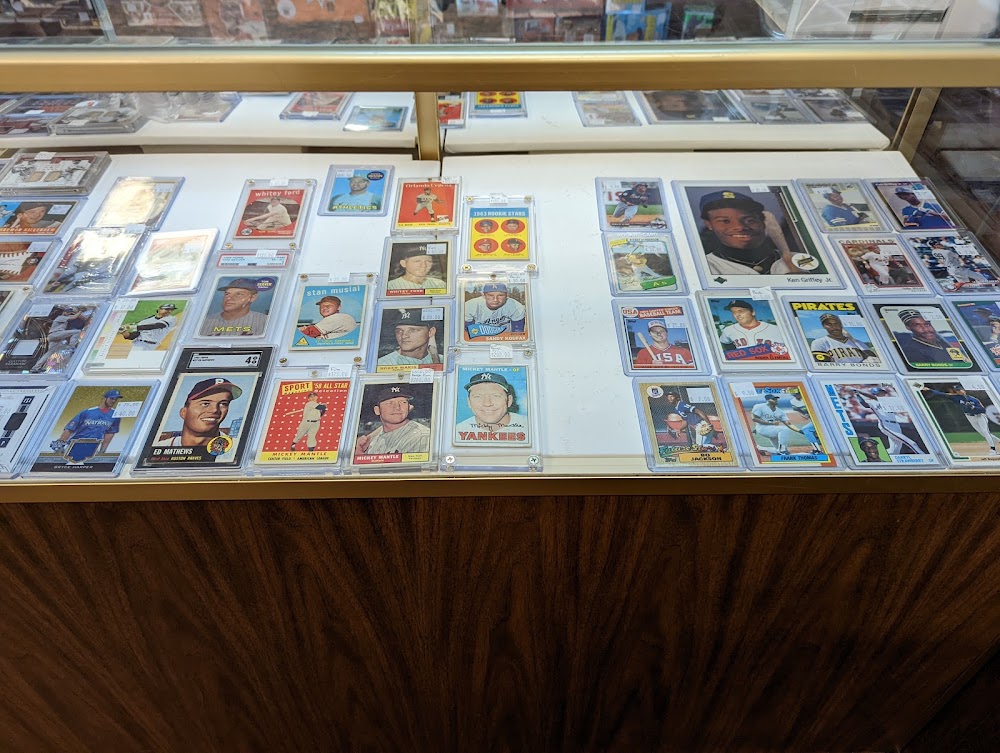 Grubbmasters Sports Cards, tienda de TCG en Bowling Green