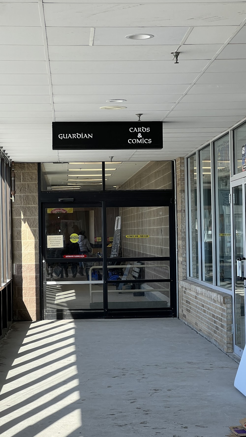 Guardian Cards & Comics, tienda de TCG en Saint Albans