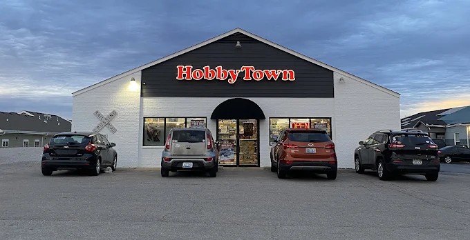 HOBBYTOWN USA - Bowling Green, tienda de TCG en Bowling Green