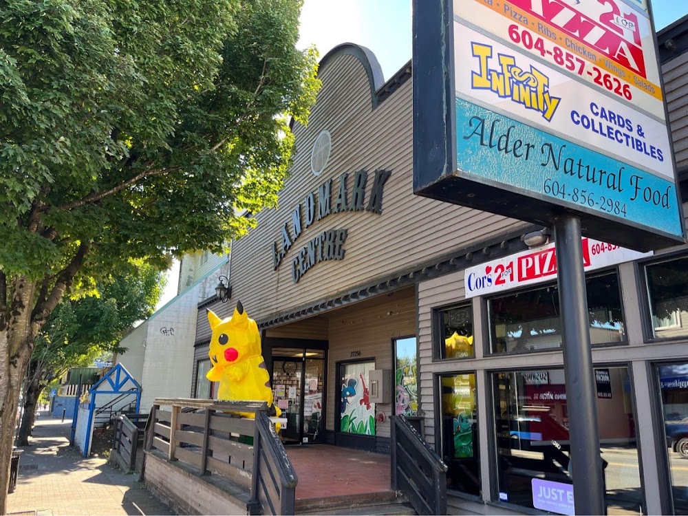 Infinity Cards & Collectibles, tienda de TCG en Langley Township