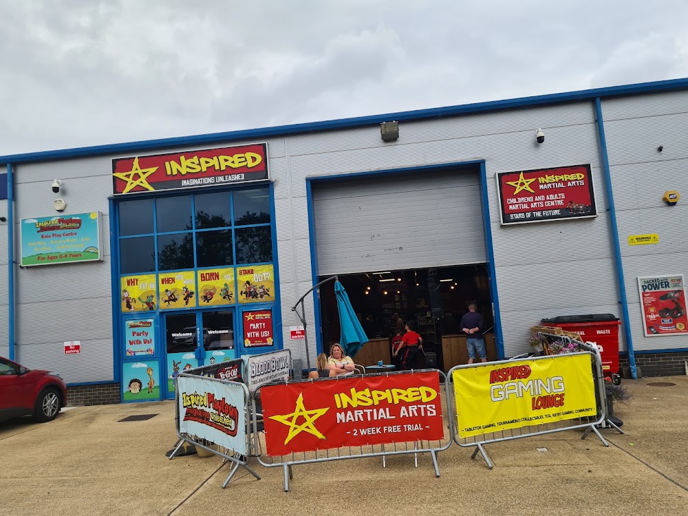 Inspired gaming lounge, tienda de TCG en Peterborough