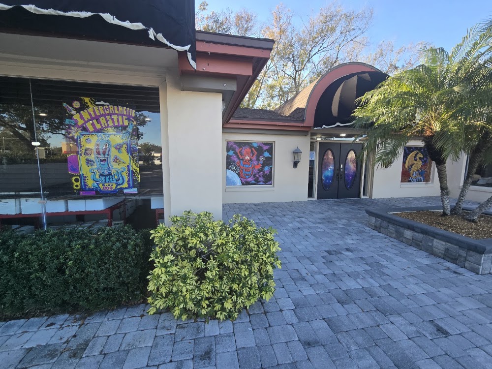 Intergalactic Plastic, tienda de TCG en Lakeland