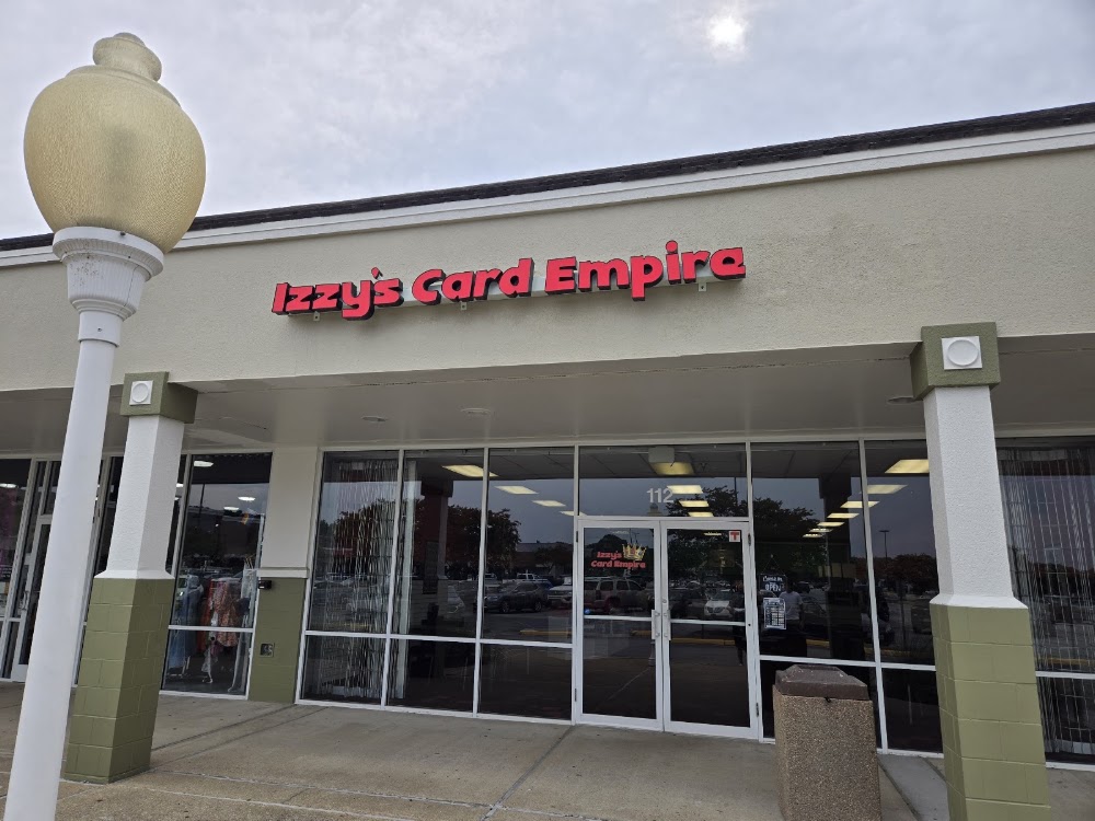 Izzy's Card Empire, tienda de TCG en Chesapeake