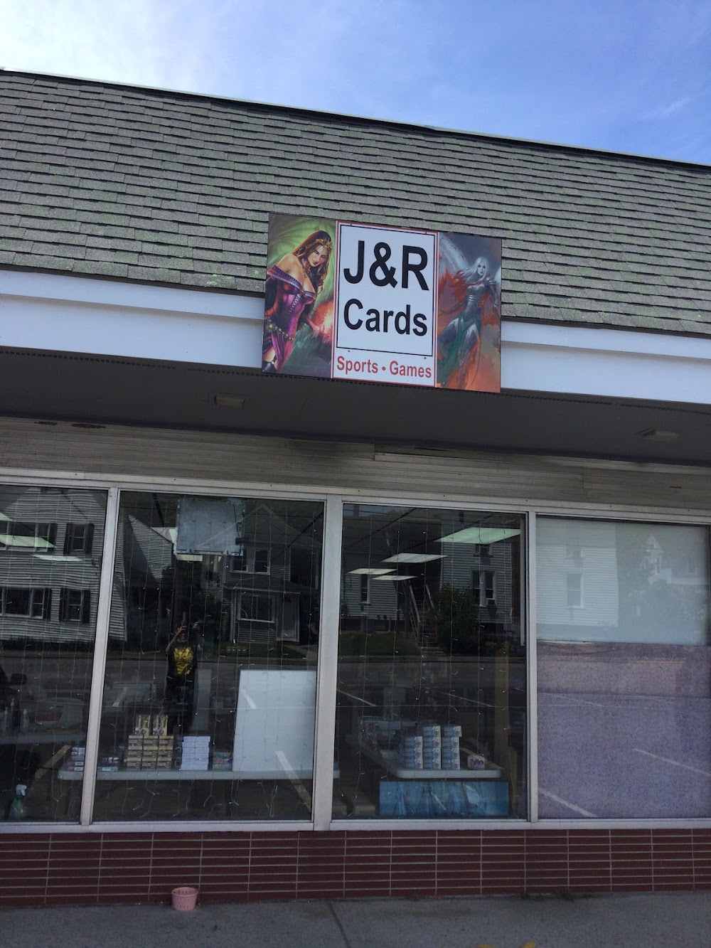 J and R Cards, a TCG store in Brunswick
