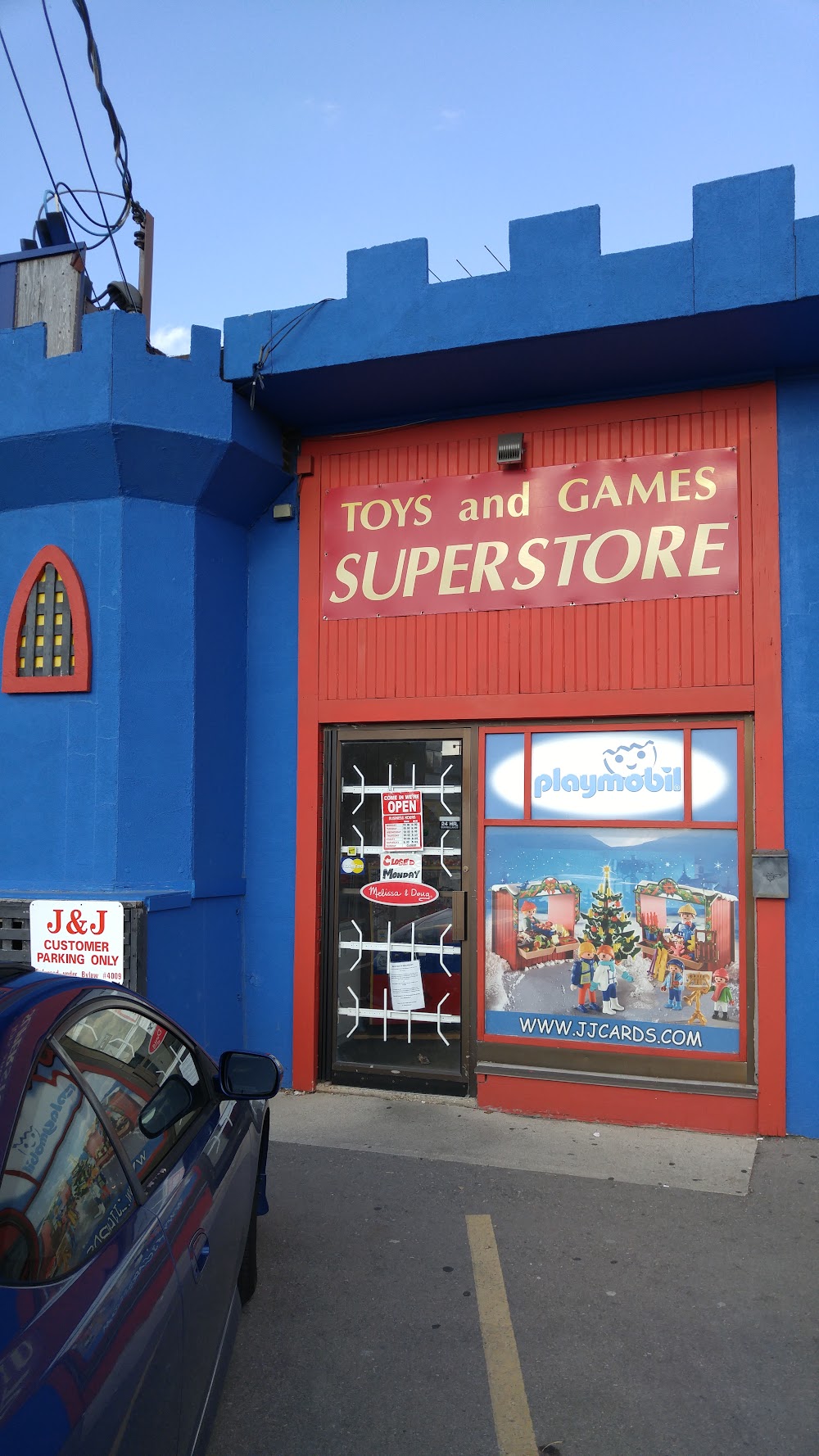 J & J, tienda de TCG en Waterloo