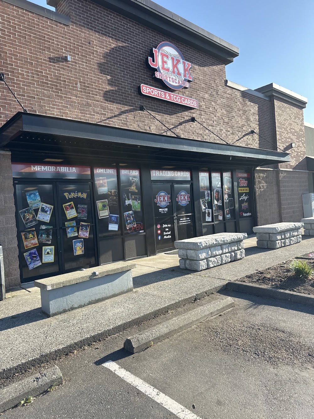 JEKK Sportscards, tienda de TCG en Bellingham