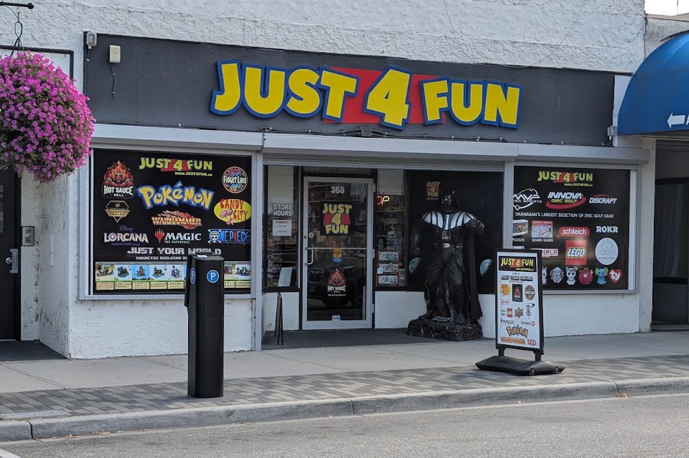 Just 4 Fun, tienda de TCG en Penticton